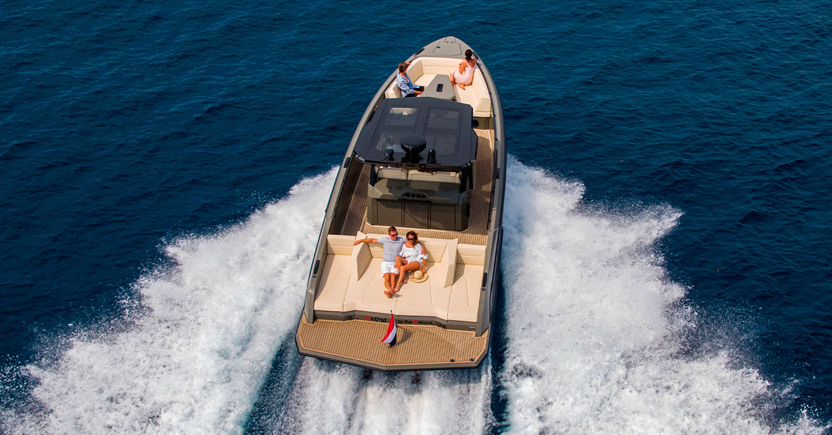 vanquish vq40 charter ibiza summer 2021